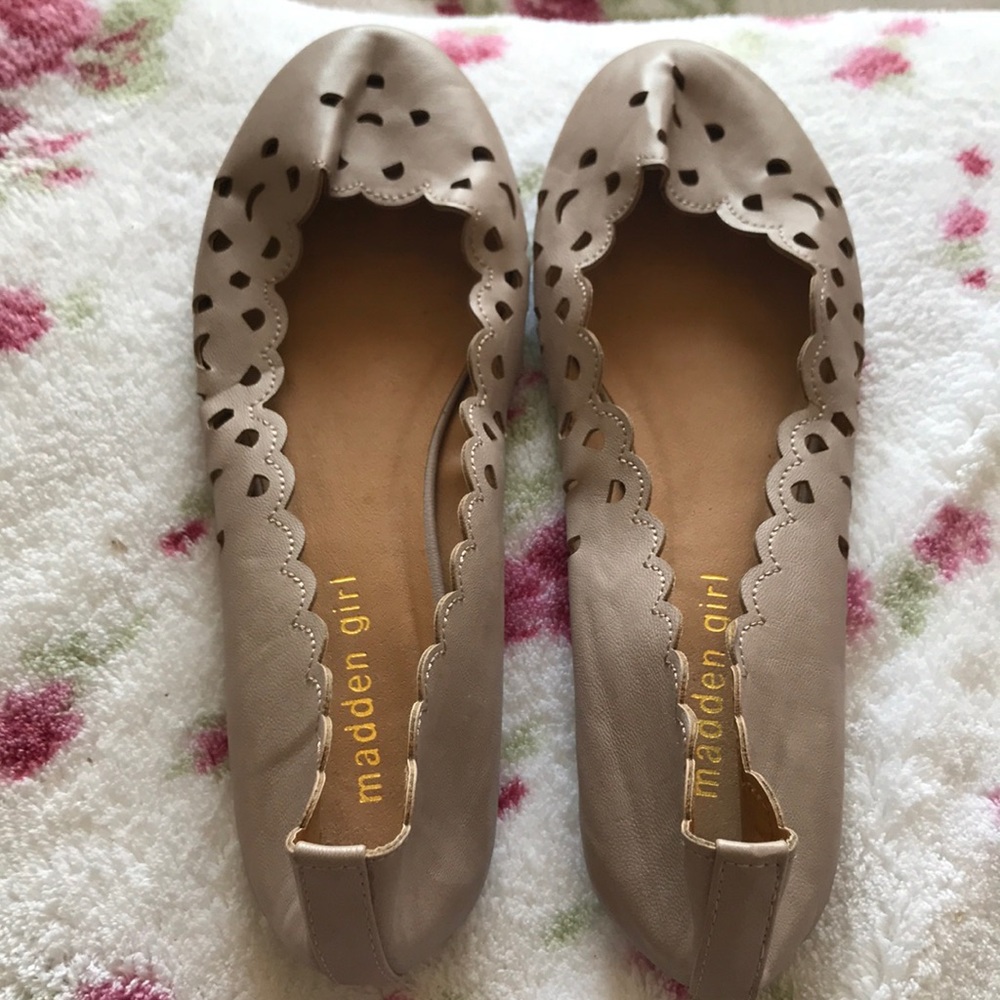 Madden Girl Flats